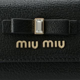 【美品】キーケース 6連 マドラス フィオッコ リボン ピンク miumiu