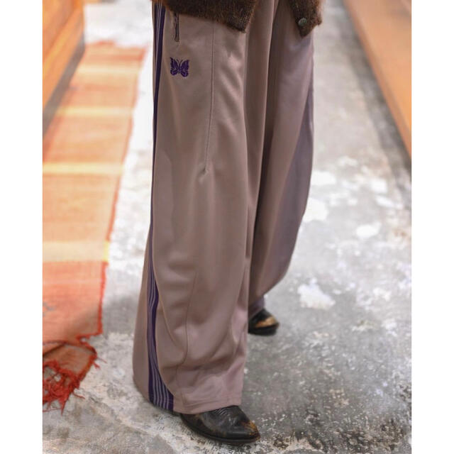 Needles(ニードルス)の★新品未着用★Needles H.D. TRACKPANT TAUPE XS メンズのパンツ(サルエルパンツ)の商品写真