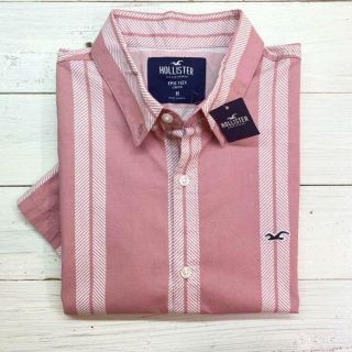 ホリスター(Hollister)の新品【メンズXS】★ホリスター★着心地抜群！ストレッチ半袖シャツ/ピンク白(シャツ)