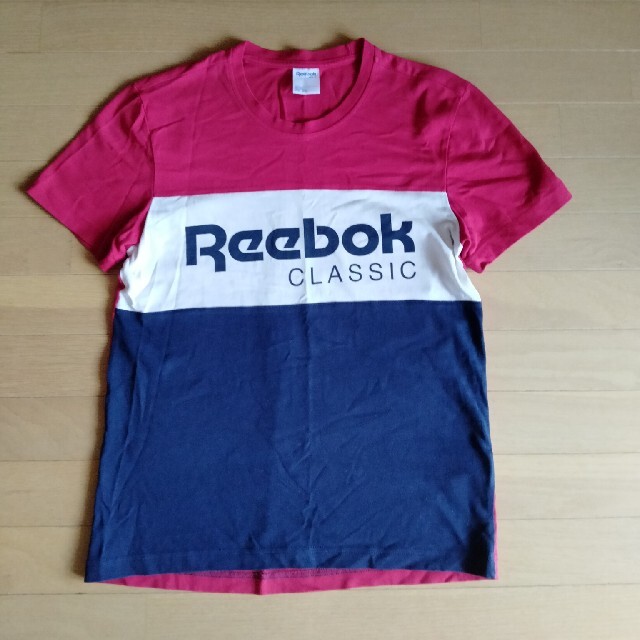 Reebok(リーボック)のReebok　Tシャツ レディースのトップス(Tシャツ(半袖/袖なし))の商品写真