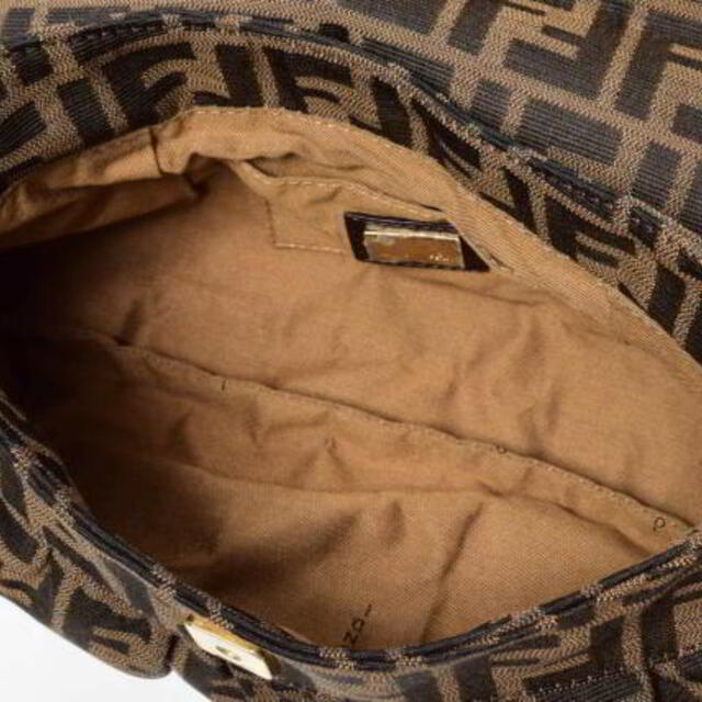 FENDI(フェンディ)のFENDI ズッカ柄 フラップ ハンド バッグ レディースのバッグ(ハンドバッグ)の商品写真