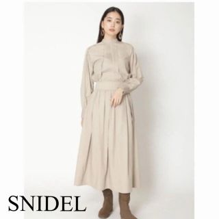 スナイデル(SNIDEL)の【美品】SNIDELスナイデルディフォメーションワンピースインナー付き(ロングワンピース/マキシワンピース)