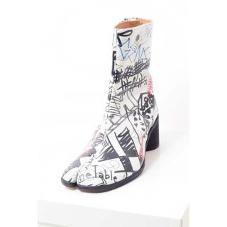 マルタンマルジェラ(Maison Martin Margiela)のMaison Margiela Tabi グラフィック レザー ブーツ(ブーツ)