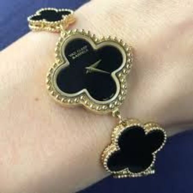 アルハンブラ 時計 ヴァンクリーフ&アーペル アルハンブラ 時計 ヴァンクリーフ&アーペル