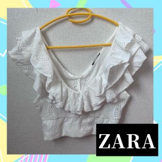 ザラ(ZARA)のZARA ザラ ボリュームフリルトップス ホワイト 白(シャツ/ブラウス(半袖/袖なし))