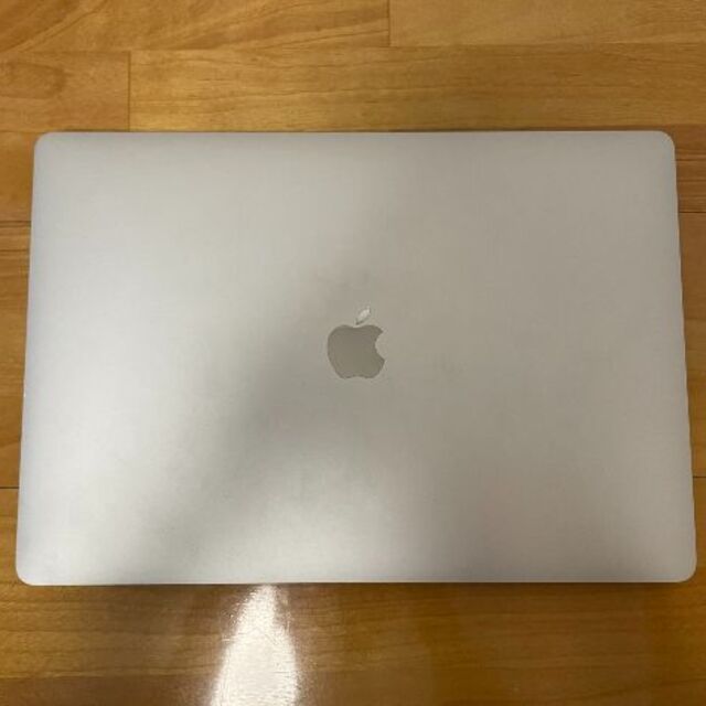 MacBook Pro 2019 16インチ/8コア/32GB/1TB/US