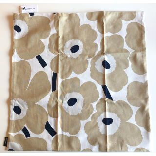 マリメッコ(marimekko)のマリメッコ　ピエニウニッコ  クッションカバー(クッションカバー)