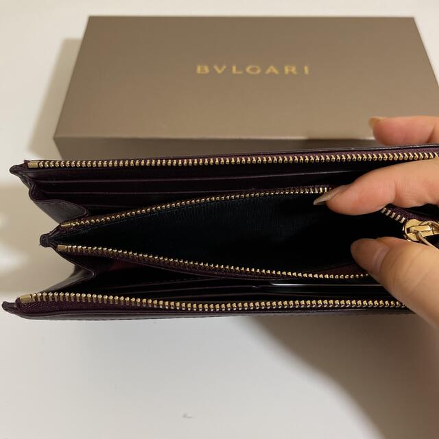 BVLGARI(ブルガリ)の希少 ブルガリ 長財布 セルペンティ 蛇 ボルドー レッド 赤 本革 レザー レディースのファッション小物(財布)の商品写真