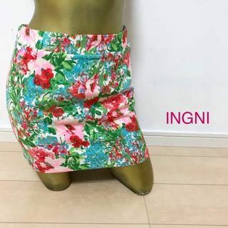 イング(INGNI)の【0441】INGNI 花柄 タイト ミニスカート M グリーン(ミニスカート)