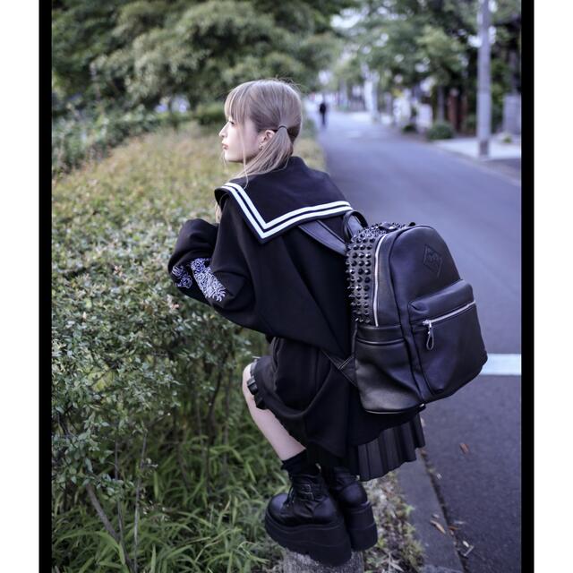 バッグKRY リュック　新品　タグ付　BACKPACK黒×ブラック