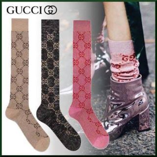 グッチ ニーハイ 靴下の通販 5点 | Gucciのレディースを買うならラクマ