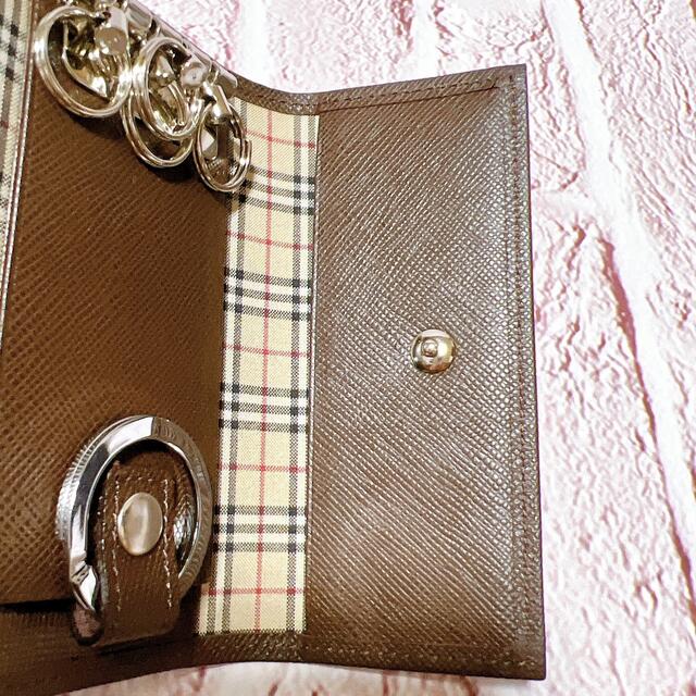 BURBERRY(バーバリー)の【新品 未使用】BURBERRY ノバチェック 4連キーケース レザー 茶 メンズのファッション小物(キーケース)の商品写真