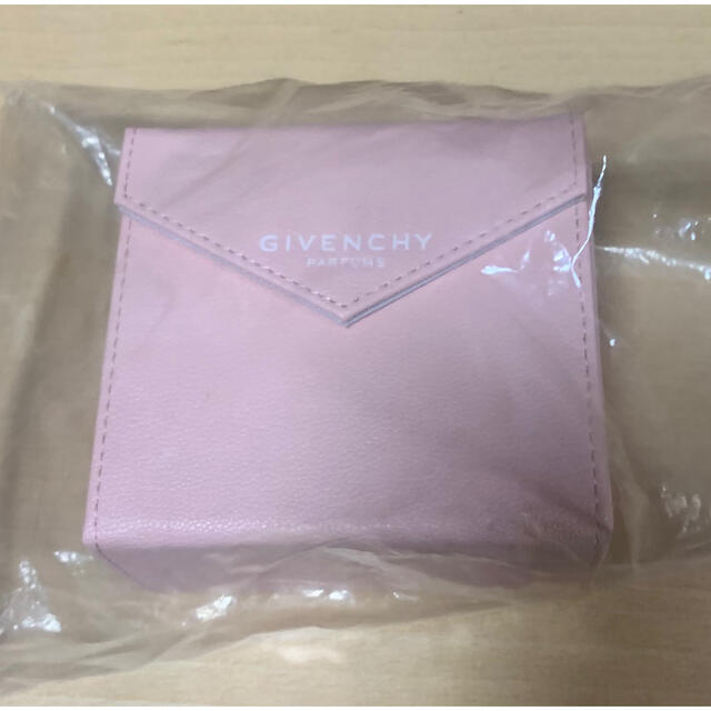 GIVENCHY(ジバンシィ)のGIVENCHY ポーチ レディースのファッション小物(ポーチ)の商品写真