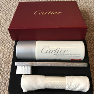 カルティエ(Cartier)の腕時計購入時付属品、Cartierの腕時計お手入れキット(腕時計)