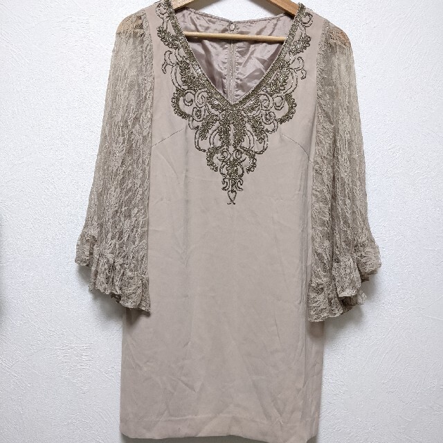 のドレス♕ ビーズドレス レースワンピース ベージュ あくまでも