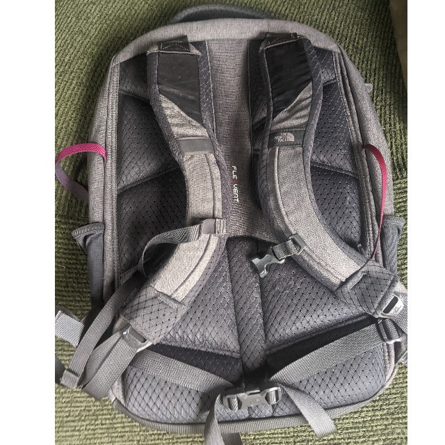 THE NORTH FACE(ザノースフェイス)のThe North Face リュック レディースのバッグ(リュック/バックパック)の商品写真