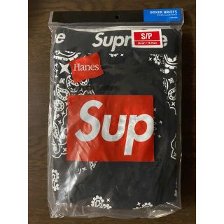 シュプリーム(Supreme)のsupreme hanes ペイズリーパンツ　黒　1枚　Sサイズ(ボクサーパンツ)