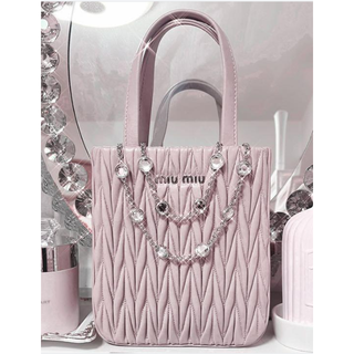 ミュウミュウ クリスタルの通販 1,000点以上 | miumiuを買うならラクマ ミュウミュウ クリスタルの通販 1,000点以上 | miumiuを買うならラクマ
