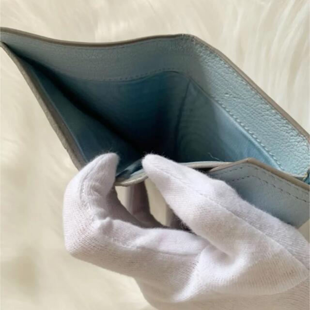 miumiu(ミュウミュウ)のミュウミュウ miumiu 三つ折り財布　マドラスレザー　バイカラー　ブルー レディースのファッション小物(財布)の商品写真