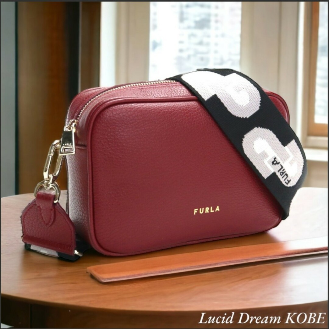 【未使用品！】FURLA ショルダーバッグ レッド