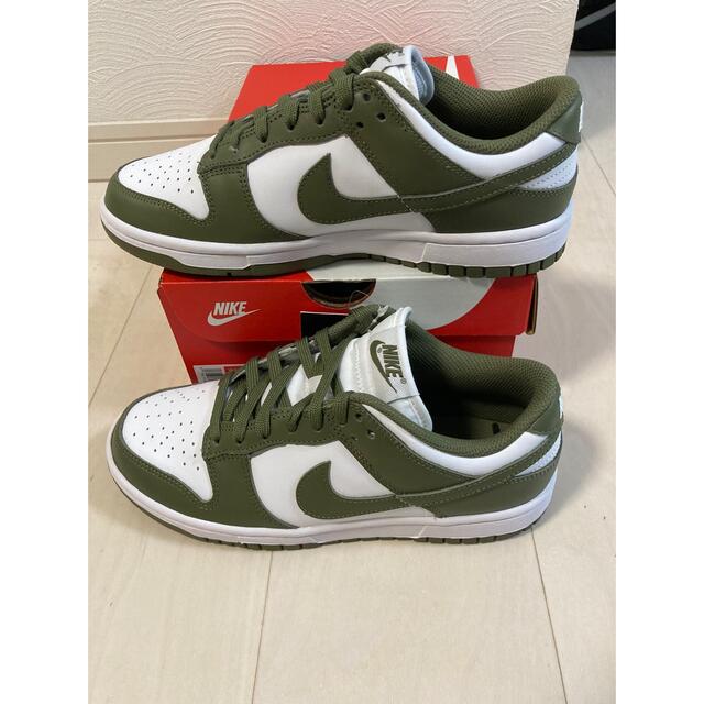 NIKE(ナイキ)のNike WMNS Dunk Low "Medium Olive" レディースの靴/シューズ(スニーカー)の商品写真