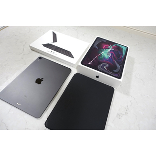 アップル(Apple)の美品　iPad Pro11インチ512GB  Wi-Fiモデル キーボード付 (タブレット)