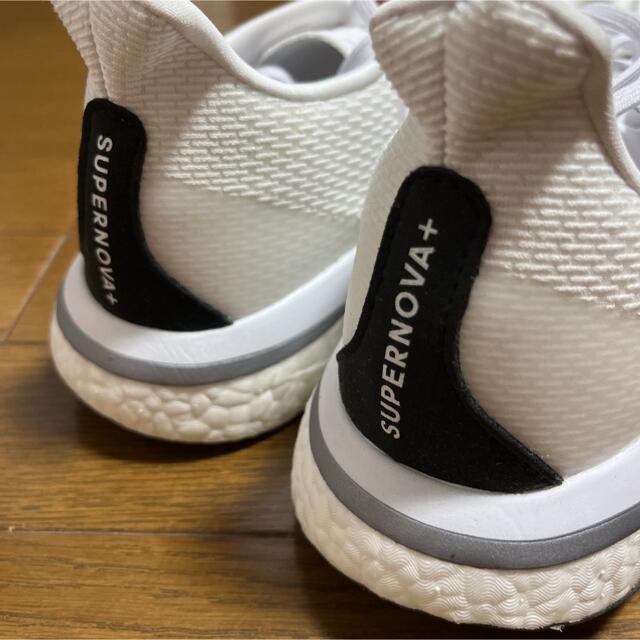 adidas(アディダス)の2点同梱　スーパーノヴァ+  30cm 希少サイズ　大きいサイズ メンズの靴/シューズ(スニーカー)の商品写真
