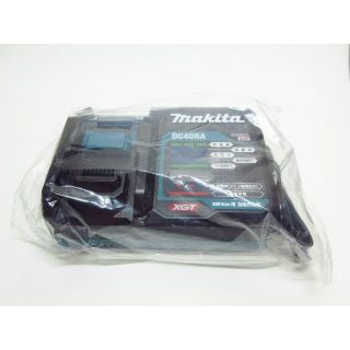 マキタ(Makita)の未使用 MAKITA マキタ 40Vmax バッテリ用 急速充電器 DC40RA(その他)