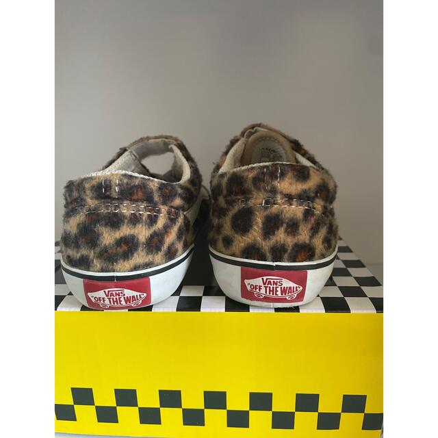 VANS(ヴァンズ)のバンズ  ヒョウ柄　スニーカー キッズ/ベビー/マタニティのキッズ靴/シューズ(15cm~)(スニーカー)の商品写真