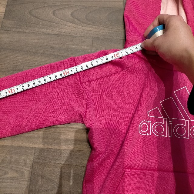 adidas(アディダス)の【RmR様専用】アディダス パーカー キッズ/ベビー/マタニティのキッズ服女の子用(90cm~)(Tシャツ/カットソー)の商品写真