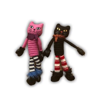 カルディ(KALDI)のカルディ　ハロウィン　スプリングドールねこ　ブラック＆ピンク　2種セット(ぬいぐるみ)