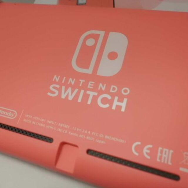 Nintendo Switch(ニンテンドースイッチ)のNintendo Switch Lite Coral 任天堂スイッチライト エンタメ/ホビーのゲームソフト/ゲーム機本体(携帯用ゲーム機本体)の商品写真