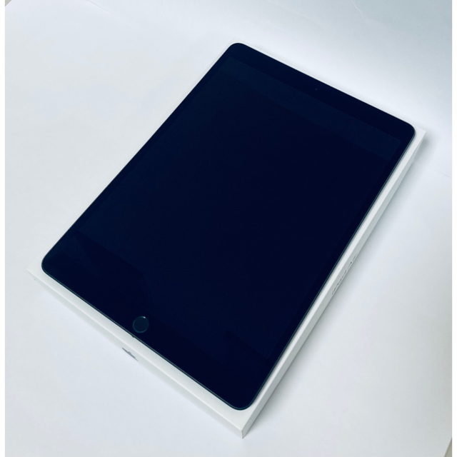 Apple iPad 第5世代 Wi-Fi 32GB【美品】 Apple iPad 第5世代 Wi-Fi 32GB【美品】
