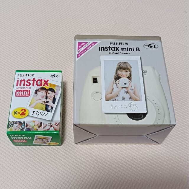 チェキ　instax mini8 ホワイトスマホ/家電/カメラ