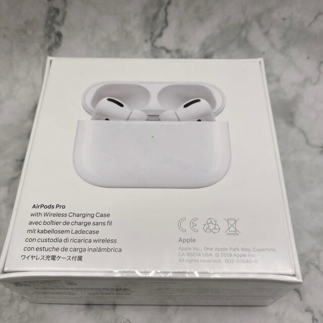 Apple(アップル)のAPPLE AirPods Pro MWP22J/A 新品未開封 保証未開始 スマホ/家電/カメラのオーディオ機器(ヘッドフォン/イヤフォン)の商品写真