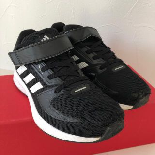 アディダス(adidas)のadidas キッズ　21.5センチ(スニーカー)