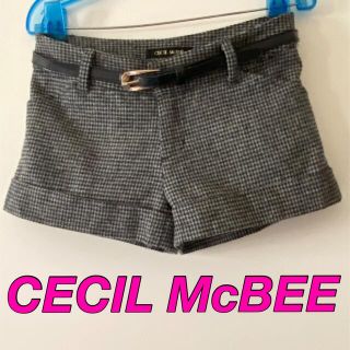 セシルマクビー(CECIL McBEE)のCECIL McBEE ショートパンツ (ベルト付き)(ショートパンツ)