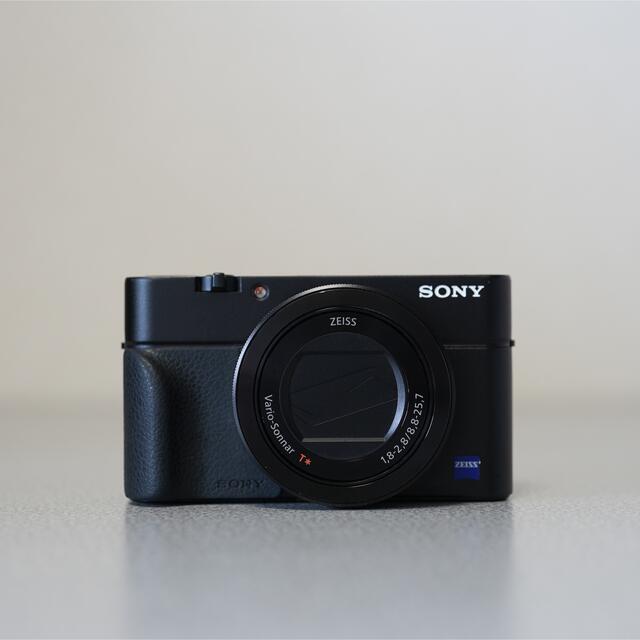 SONY(ソニー)のSONY RX100M3 ＋ 32GB microSD ＋ 純正グリップ スマホ/家電/カメラのカメラ(コンパクトデジタルカメラ)の商品写真