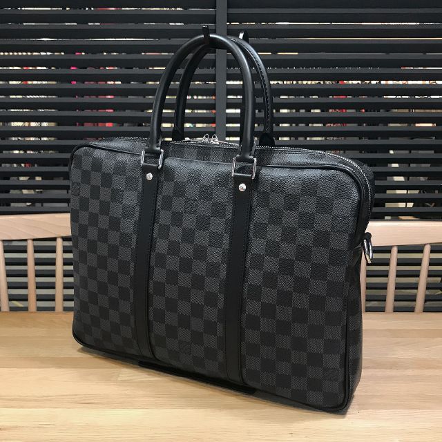 LOUIS VUITTON - 新品同様 ルイヴィトン 現行 グラフィット PDV PM ビジネスバッグ メンズの通販 by 【Backyard】by  Coeuriche｜ルイヴィトンならラクマ