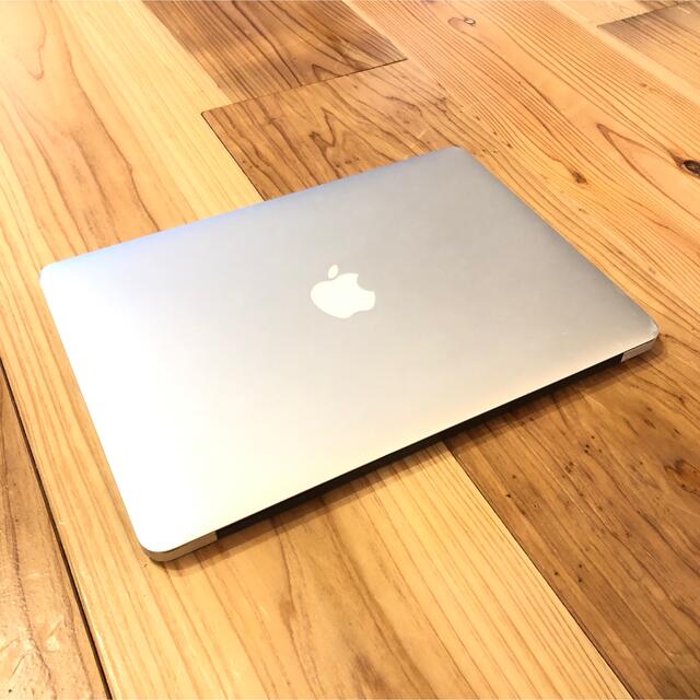 MacBook air 13インチ 2017 SSD256GBモデル！