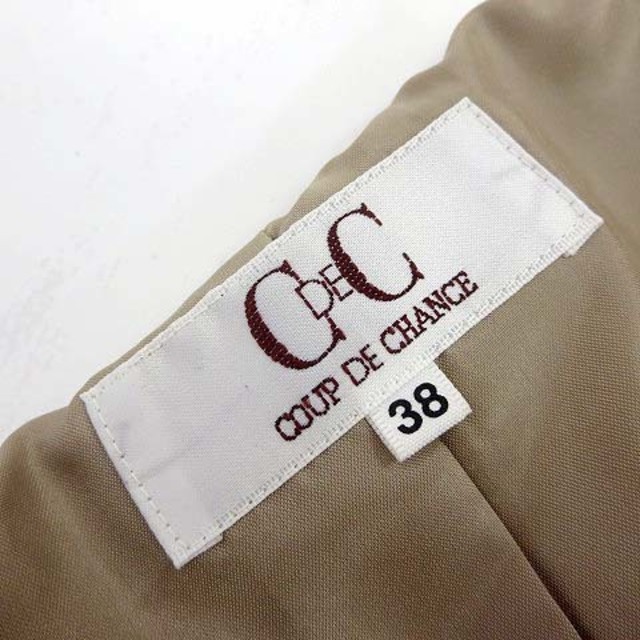COUP DE CHANCE(クードシャンス)のクードシャンス コート ロングコート サテン 長袖 M 38 シャイニーベージュ レディースのジャケット/アウター(その他)の商品写真