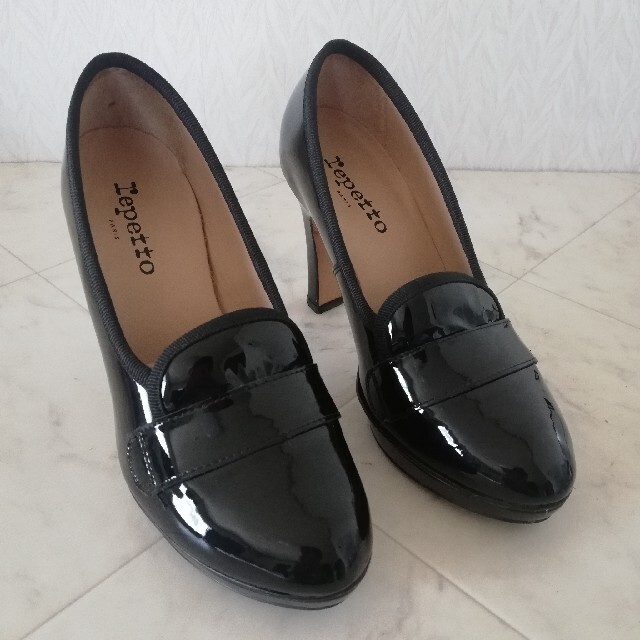 repetto(レペット)の美品!!repetto レペット 本革エナメルパンプス 35 レディースの靴/シューズ(ハイヒール/パンプス)の商品写真