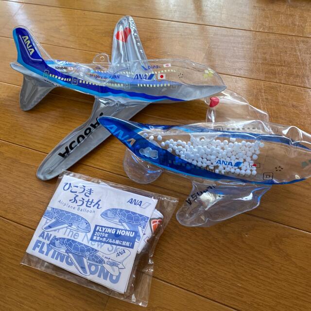 ANA(全日本空輸)(エーエヌエー(ゼンニッポンクウユ))のANA 飛行機風船×3 キッズ/ベビー/マタニティのおもちゃ(電車のおもちゃ/車)の商品写真