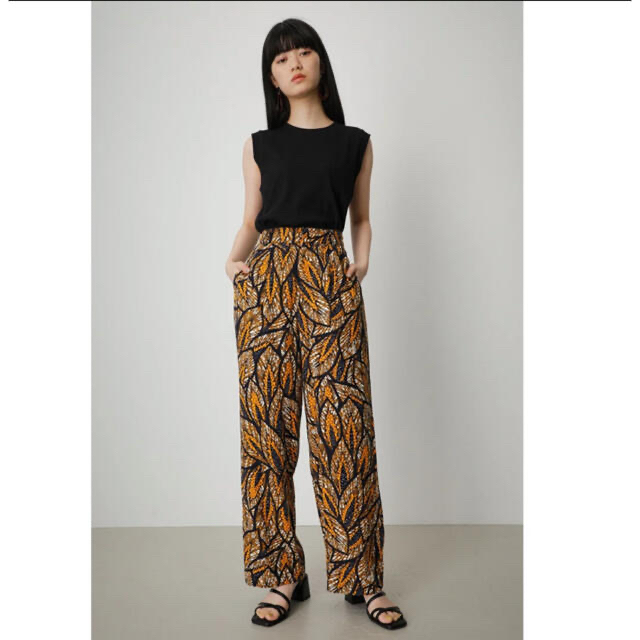 AZUL by moussy AFRICAN PRINT PANTS レディースのパンツ(その他)の商品写真