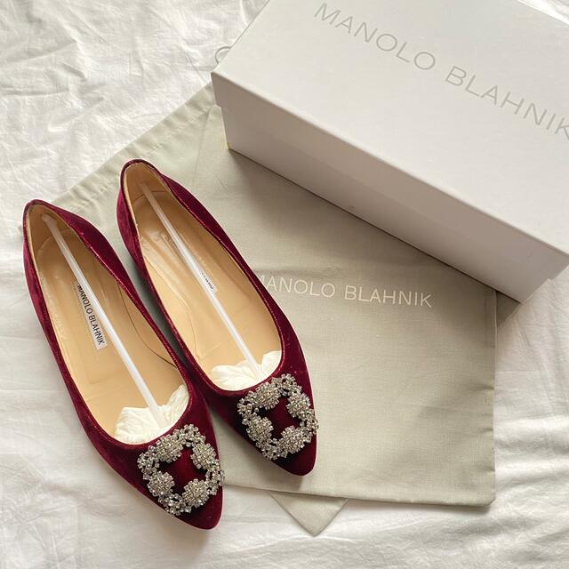 超美品 MANOLO BLAHNIK - 未使用に近い マノロブラニク ベロア