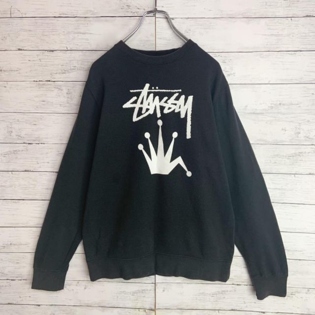 STUSSY(ステューシー)の【定番デザイン】ステューシー クラウン ビッグロゴプリント入り裏起毛スウェット メンズのトップス(スウェット)の商品写真