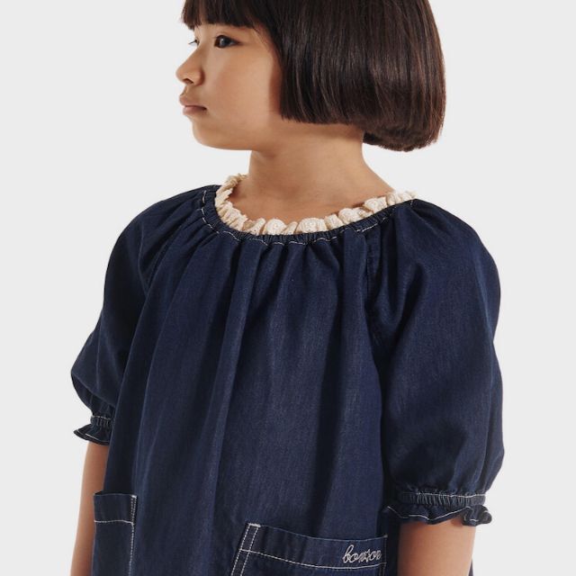 Bonpoint(ボンポワン)のボントン　BONTON デニムワンピース　８A　新品未使用 キッズ/ベビー/マタニティのキッズ服女の子用(90cm~)(ワンピース)の商品写真