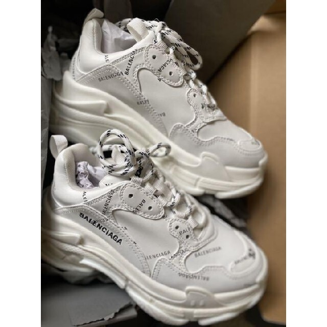 Balenciaga Triple S