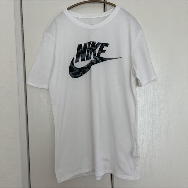 NIKE(ナイキ)のNIKE ナイキ  迷彩ロゴTシャツ　S メンズのトップス(Tシャツ/カットソー(半袖/袖なし))の商品写真