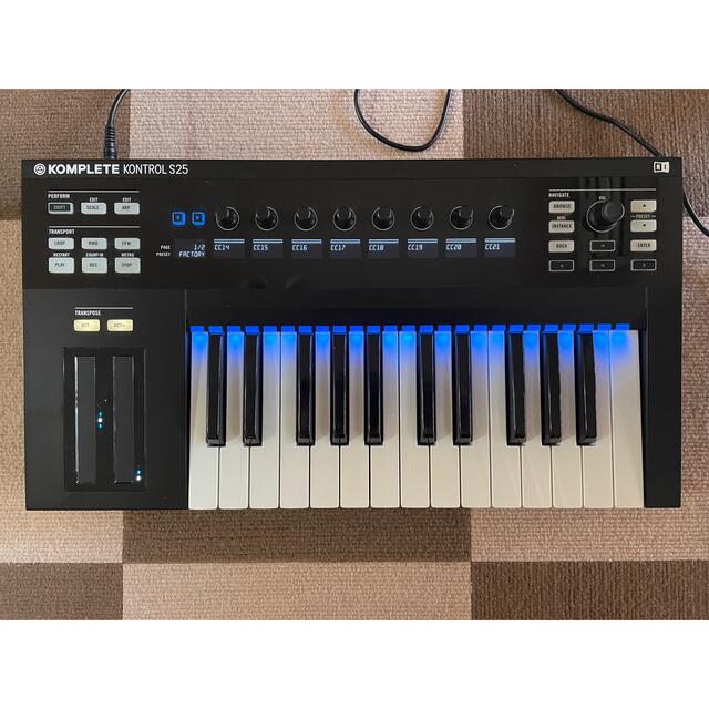 komplete kontrol s25